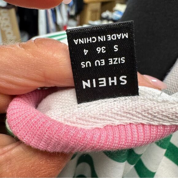 Oversized crew neck Green and White Sweatshirt with Pink Accents- NWOT size S - Picture 5 of 15